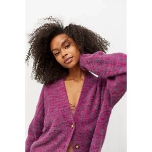 Urban Outfitters Oversized Thea Fuzzy Cardigan Women's M Pink Purple Button